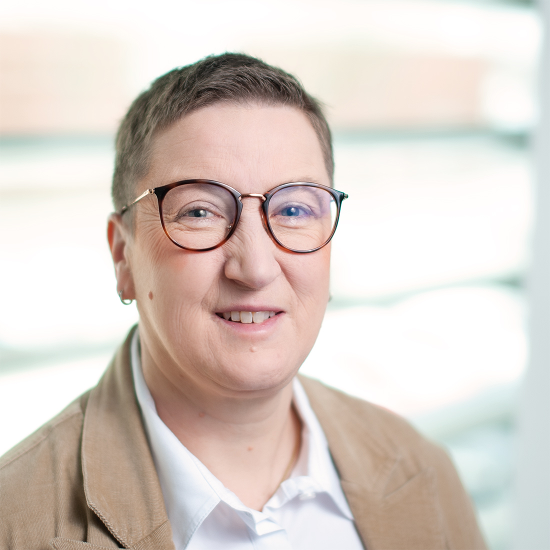 Annette Schwarzer - Lebbing automation & drives